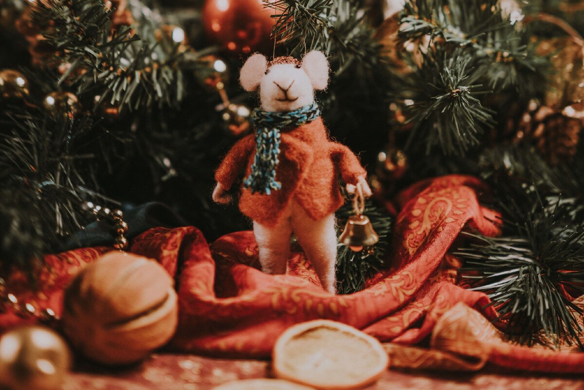 Подарки и сувениры с изображением символа года – Мыши