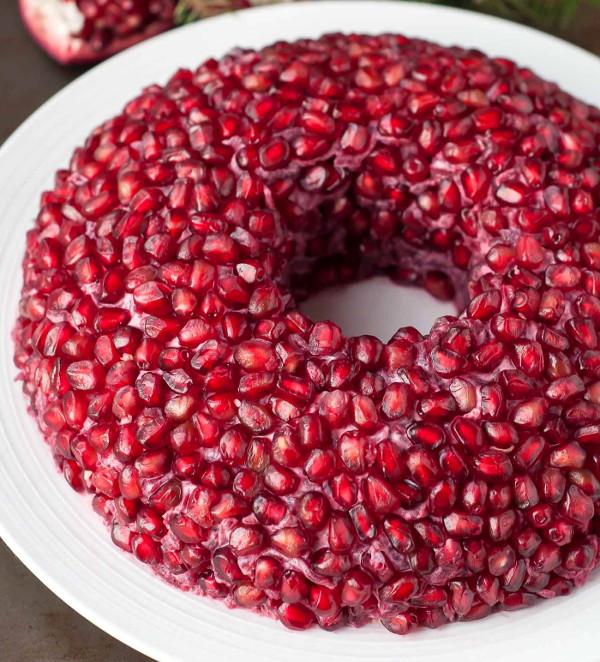 Салат гранатовый браслет