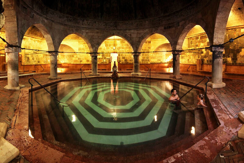 Купальня Кирай, Венгрия