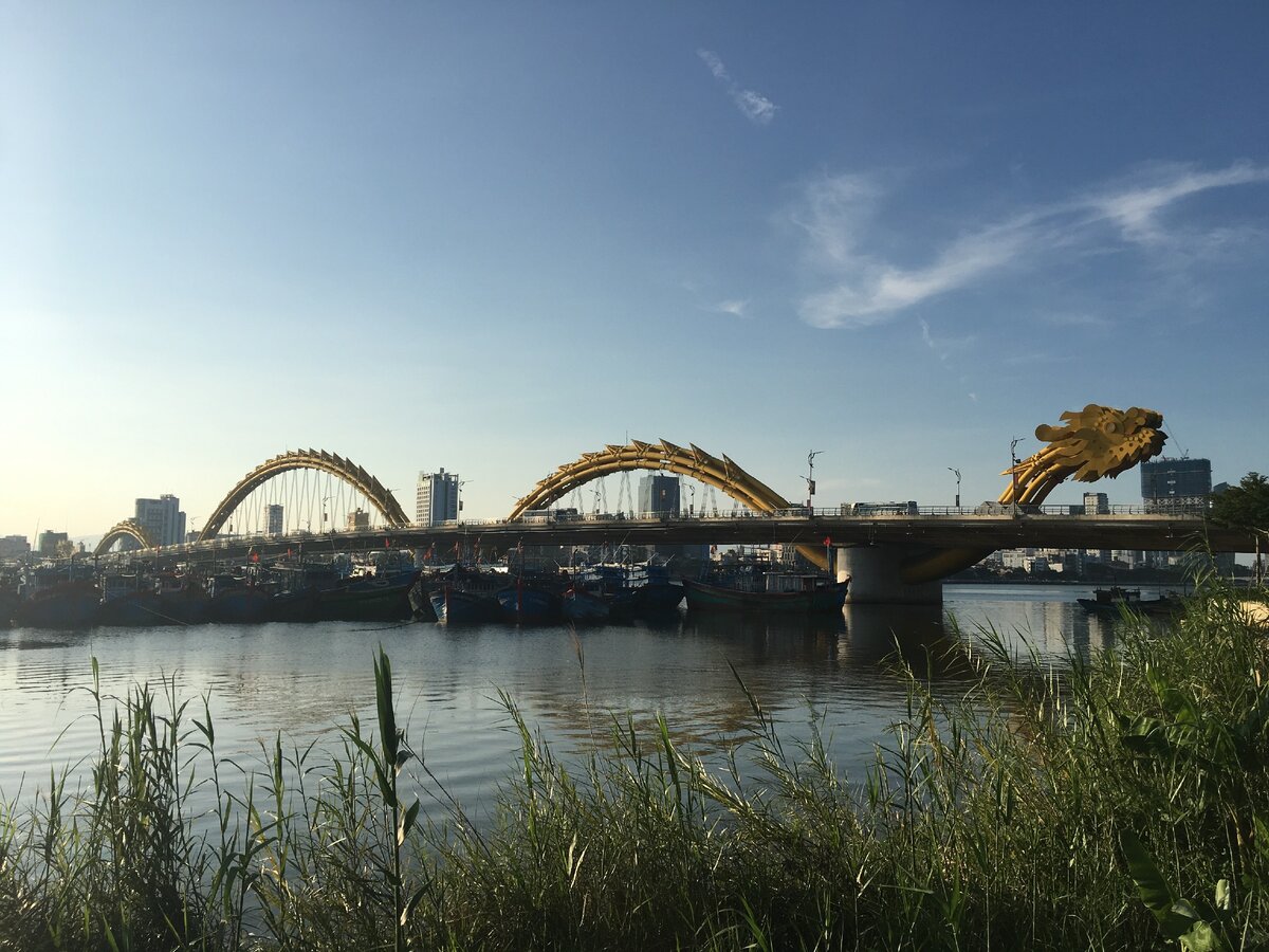 Драконий мост. Драконий мост Вьетнам. Мост с драконом во Вьетнаме. Дананг Драконий мост. Дананг Вьетнам разводной мост, мост дракона.