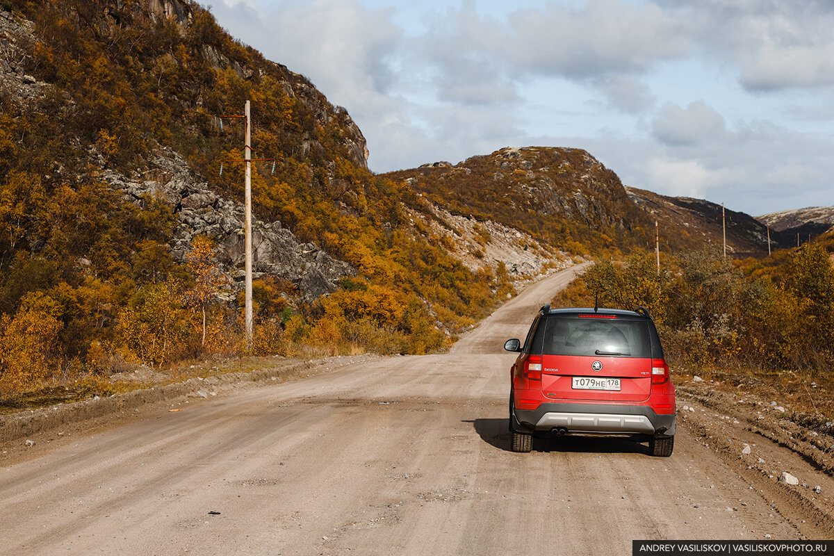 Териберка левиафан. На кольский полуостров на машине летом. Грот дракона териберка. Териберка дорога зимой. Вертолетная площадка териберка.