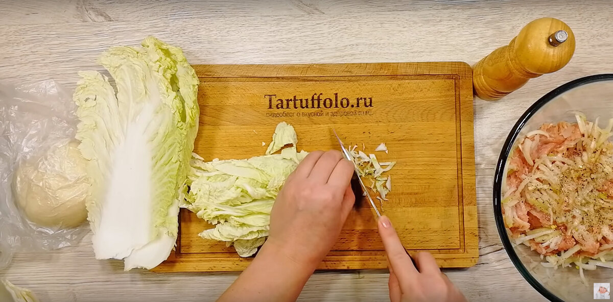 Тесто на кипятке. Необычный обед с мясом для всей семьи.