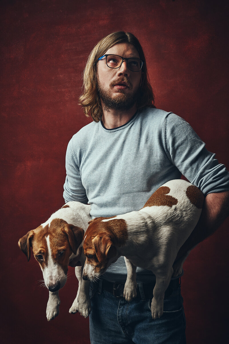 До этого знакомства Саша и не знал, что чем больше в доме собак, тем сильнее их любишь.