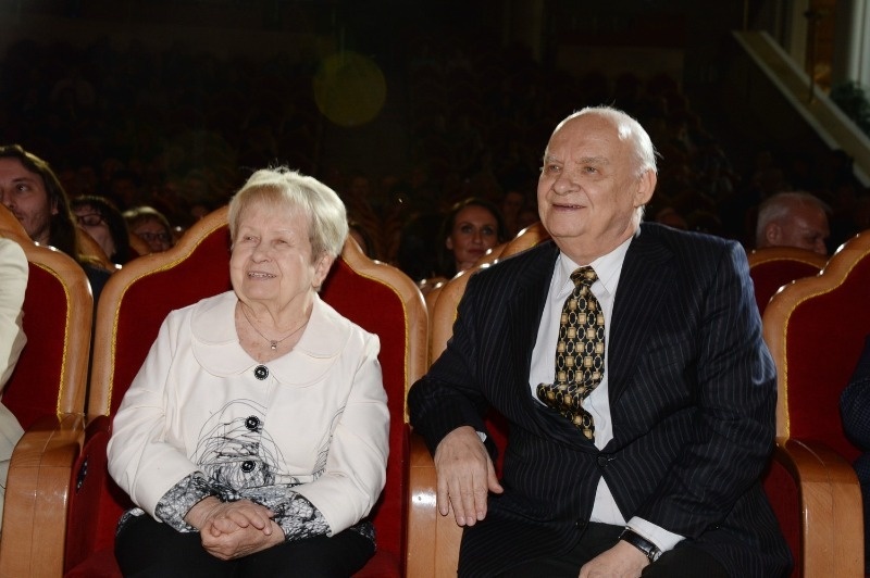 http://www.tele.ru/