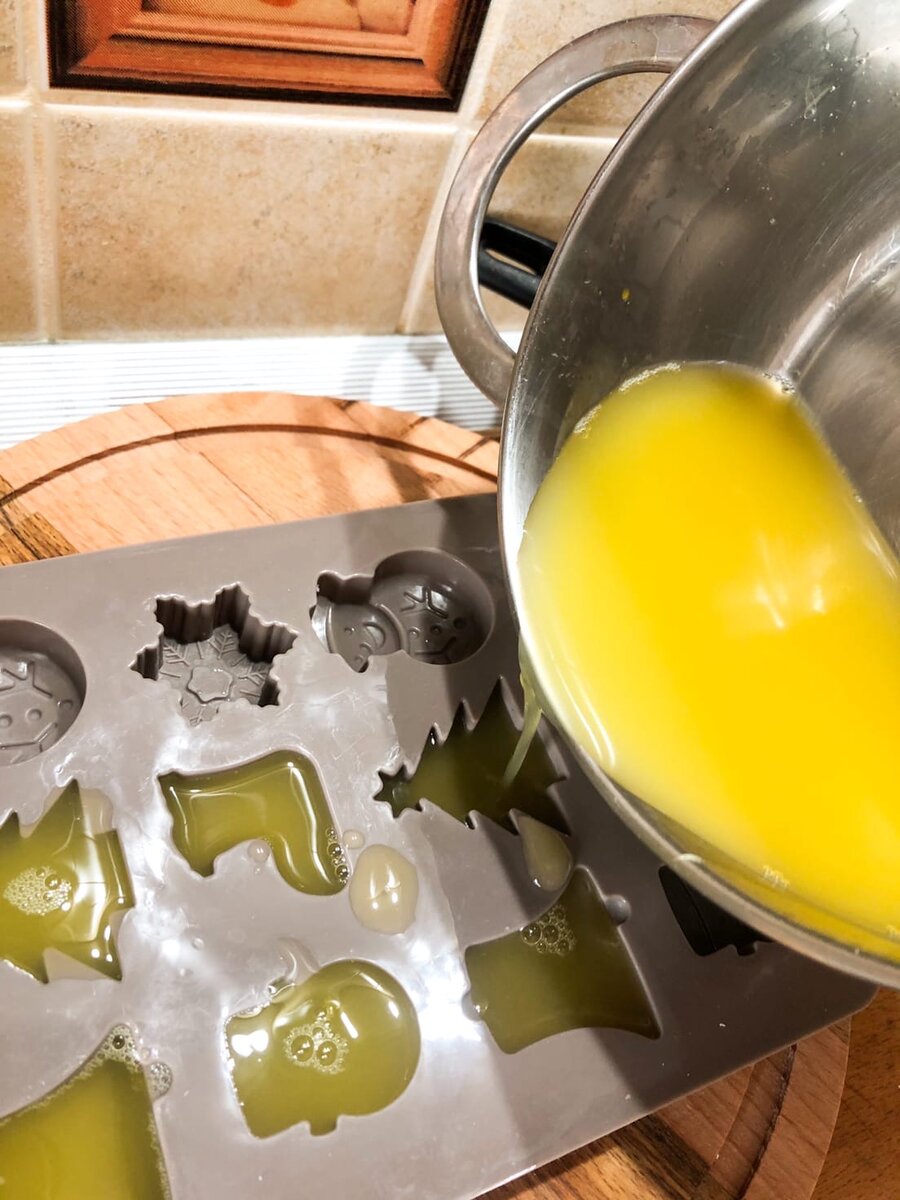 Разливаем готовую смесь