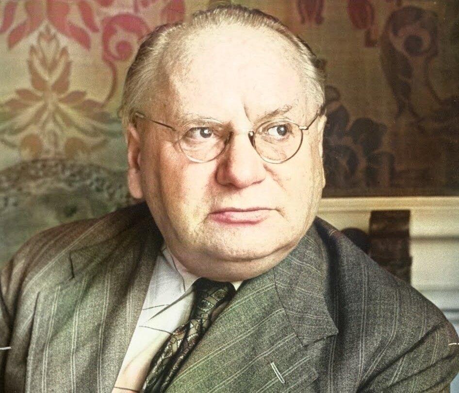 Максим Литвинов