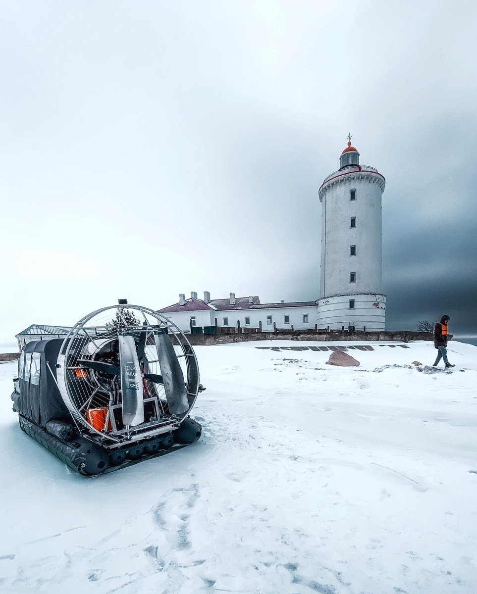 Маяк Толбухин. Фото автора