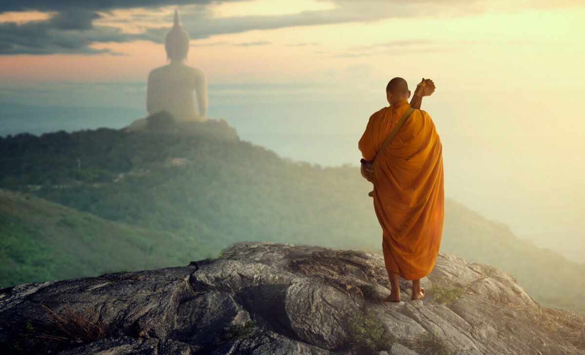 Божественный мудрец 4 буквы. Будда Шаолинь. Тибетский Будда Шакьямуни. Буддисты в Гималаях.