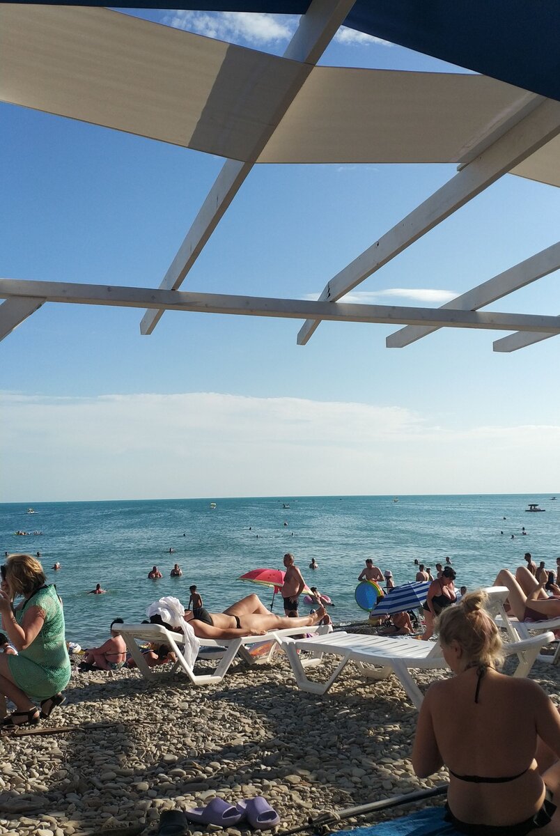 Пляжный человейник :)