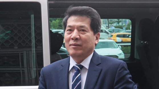    Китай продолжит диалог по урегулированию ситуации на Украине Андрей Бурков