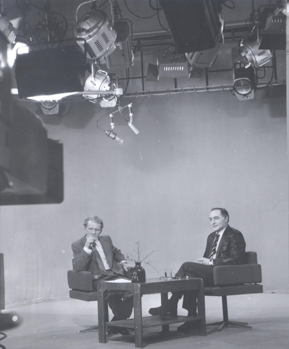 Программа "У нас в гостях" 1982 год. В ожидании прямого эфира. Юрий Корзоватых с температурой выше 39...