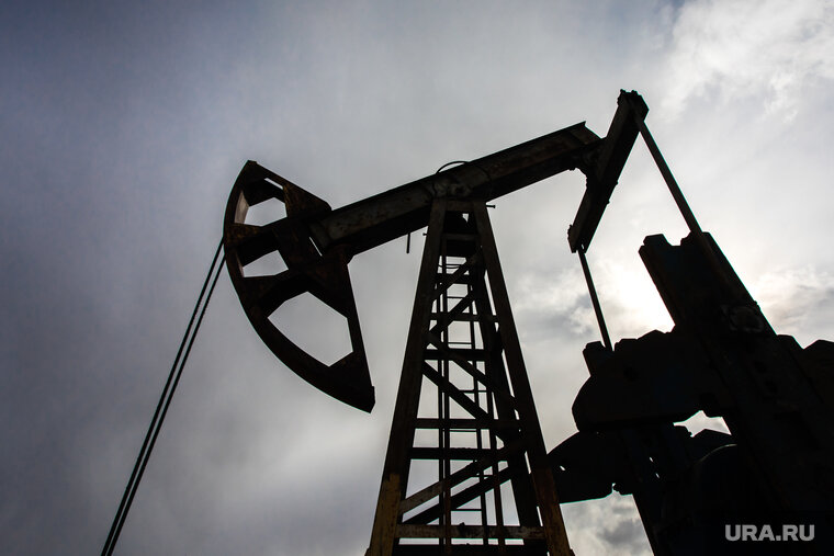    В соцсетях утверждают, что добыча нефти не закончится
