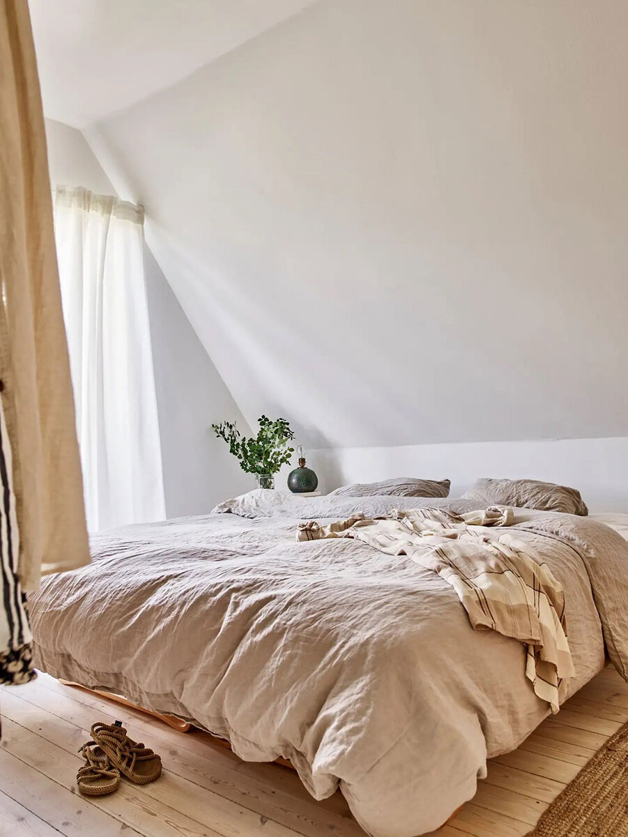 Средиземноморский стиль спальня