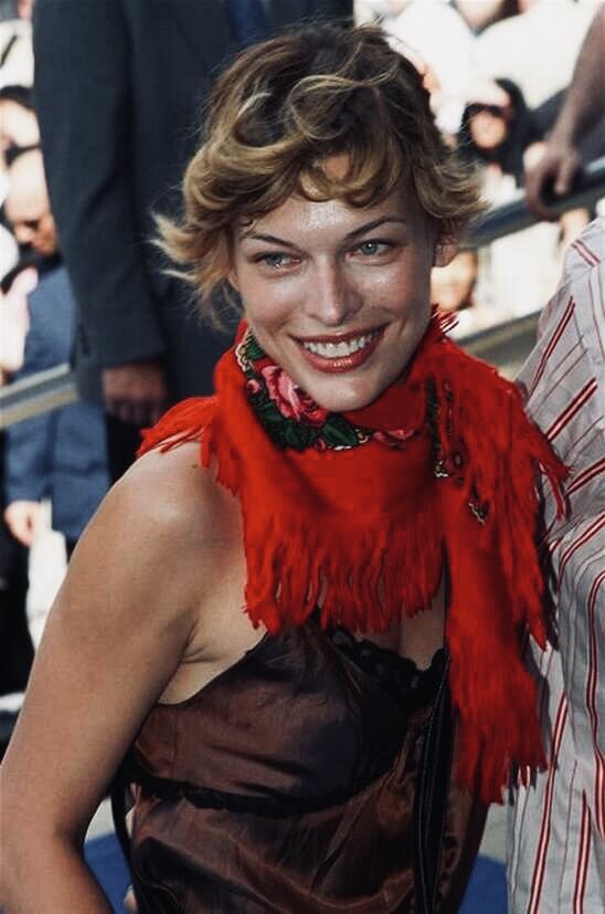 Милла Йовович.