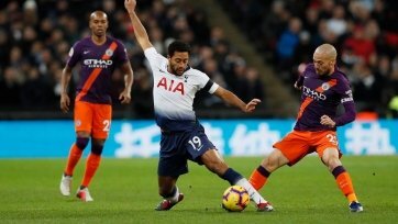 Фото: premierleague.comЕще не так давно обе команды по праву входили в круг основных претендентов на чемпионский титул в Англии по итогам нынешнего сезона. Однако в настоящий момент акции подопечных Маурисио Почеттино в разы стали хуже, нежели сохраняются у «горожан» Манчестера. Те остаются единственными оппонентами «Ливерпуля» в битве за итоговую первую позицию.

