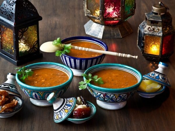 Завтрак ифтар в Рамадан