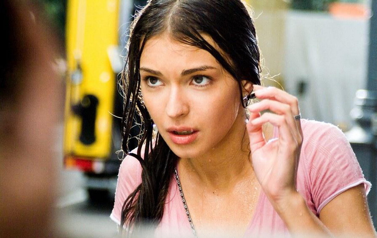 Кадр из фильма "ЖАRА"