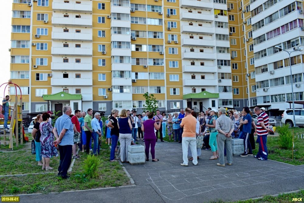 Микрорайон кубань. Гидрострой Краснодар. Гидрострой микрорайон Краснодара. Старый Гидрострой Краснодар. Новый Гидрострой Краснодар.