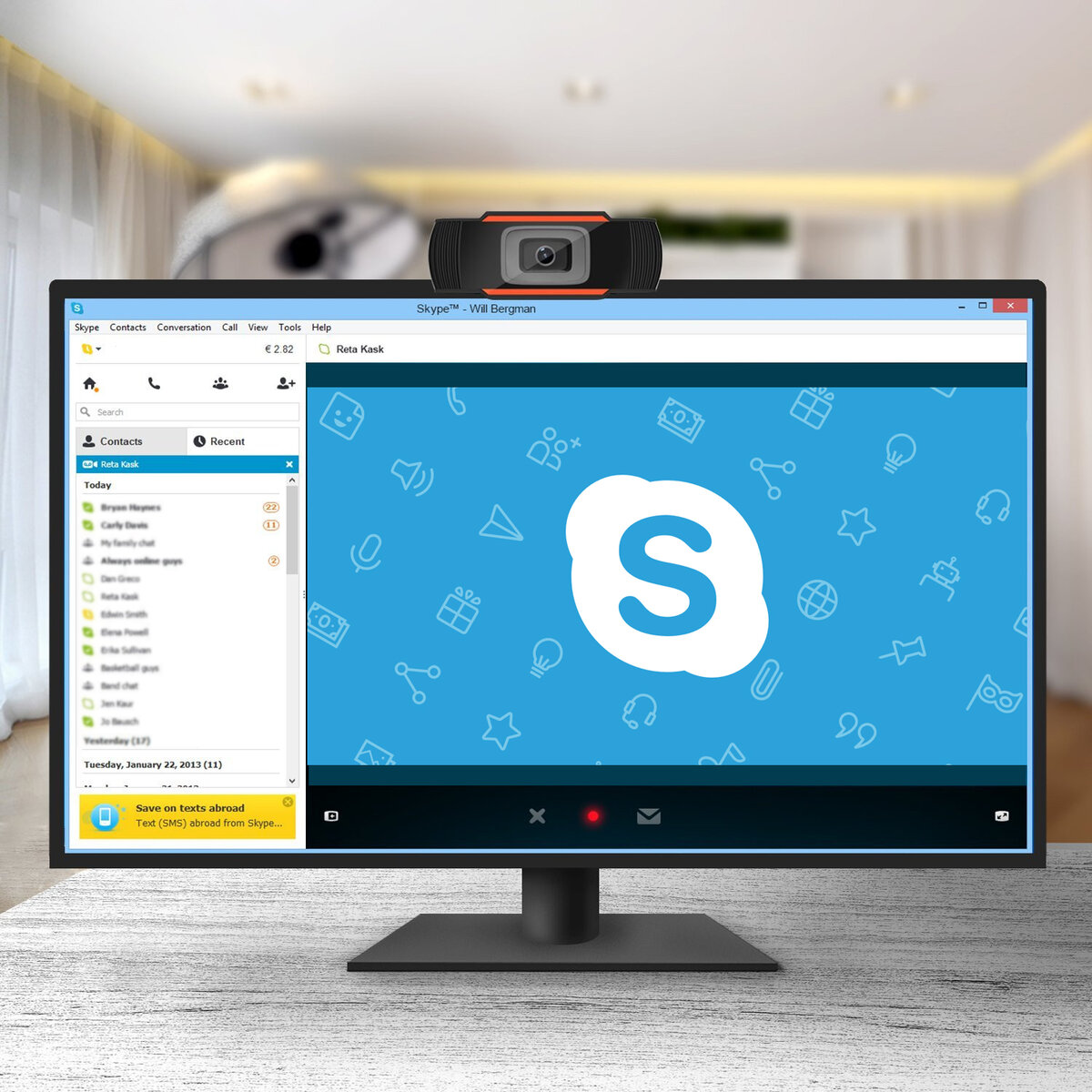 Скайп стоит. Skype. Функции скайпа. Скайп функции и возможности. Картинка скайп в компьютере.