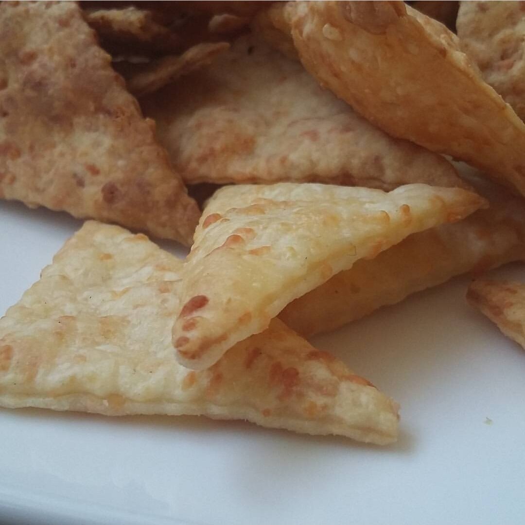Сырные крекеры