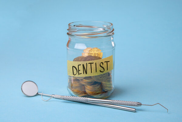 Почему стоматологи не дают кредиты на лечение зубов и не лечат в кредит