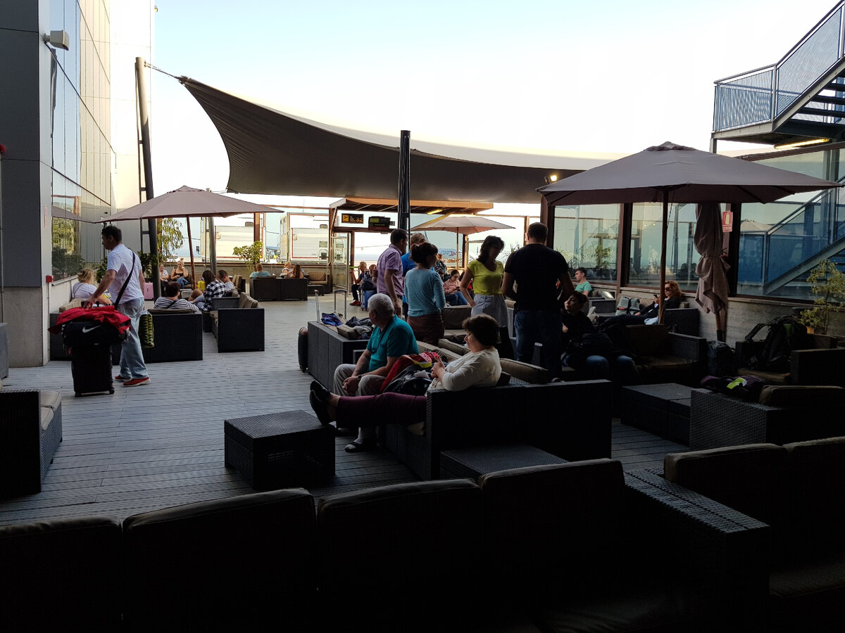 Зона вылета в Южном аэропорту 