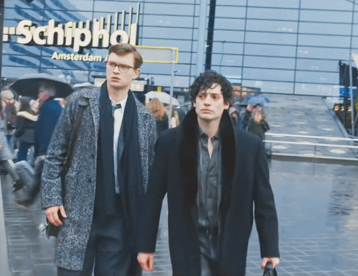 Кадры трейлера.