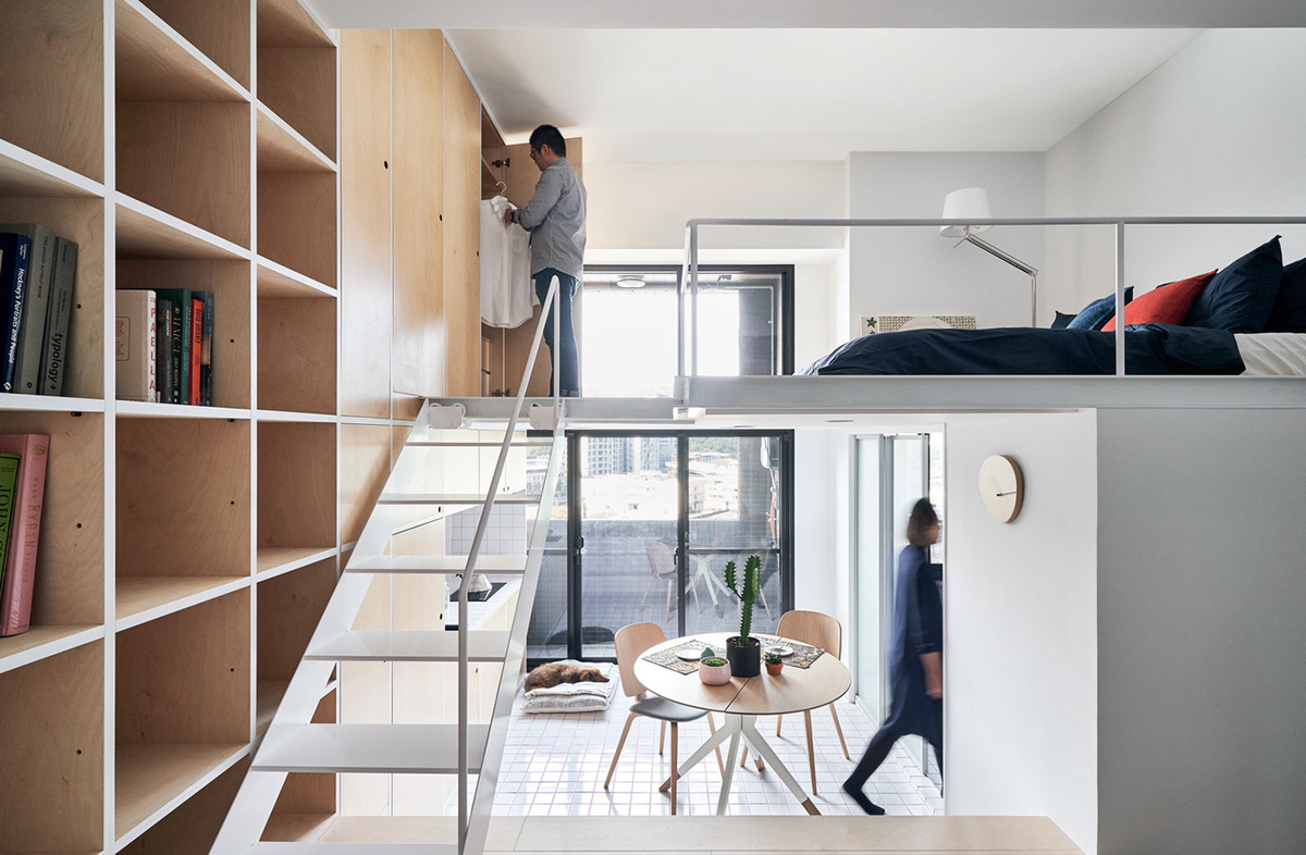 https://mir-s3-cdn-cf.behance.net/project_modules/1400/8a7f8f67808379.5b46c8bfe9c41.jpg