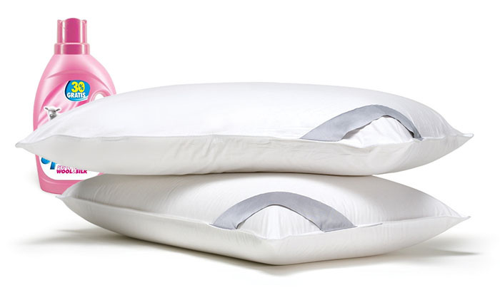 
Влага противопоказана моделям из лузги гречихи. Гречневые подушки можно лишь просеивать через дуршлаг, стирать отдельно чехол. То же самое можно сказать и о травяных подушках. Внутри них находятся высушенные растения, мочить их не стоит.
