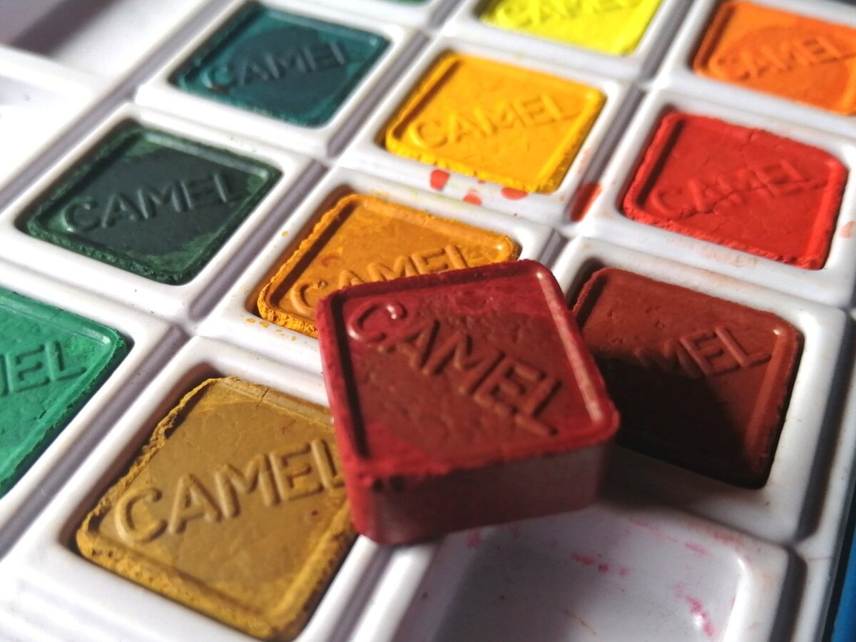 Размер "кубика" краски - 15,5х15,5х6,5 мм