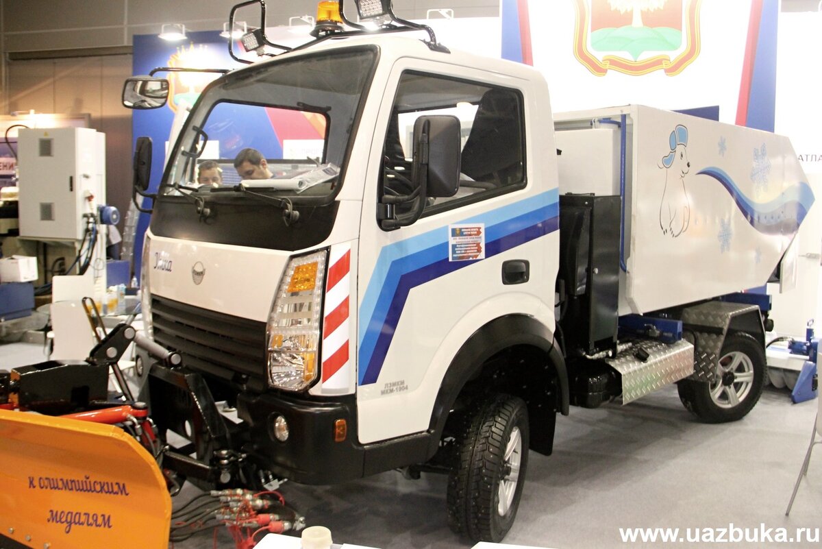 Автомобиль МКМ-1904-03 "УМКА" сделанный на базе УАЗ-3303