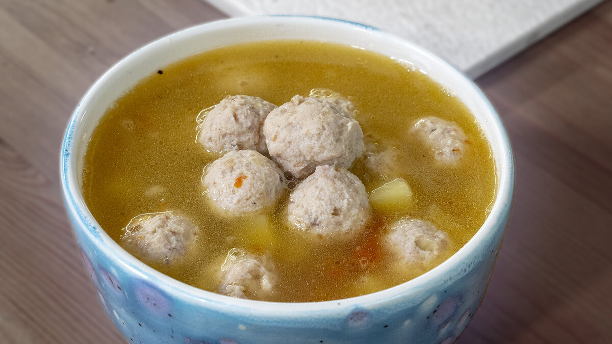 Суп с фрикадельками