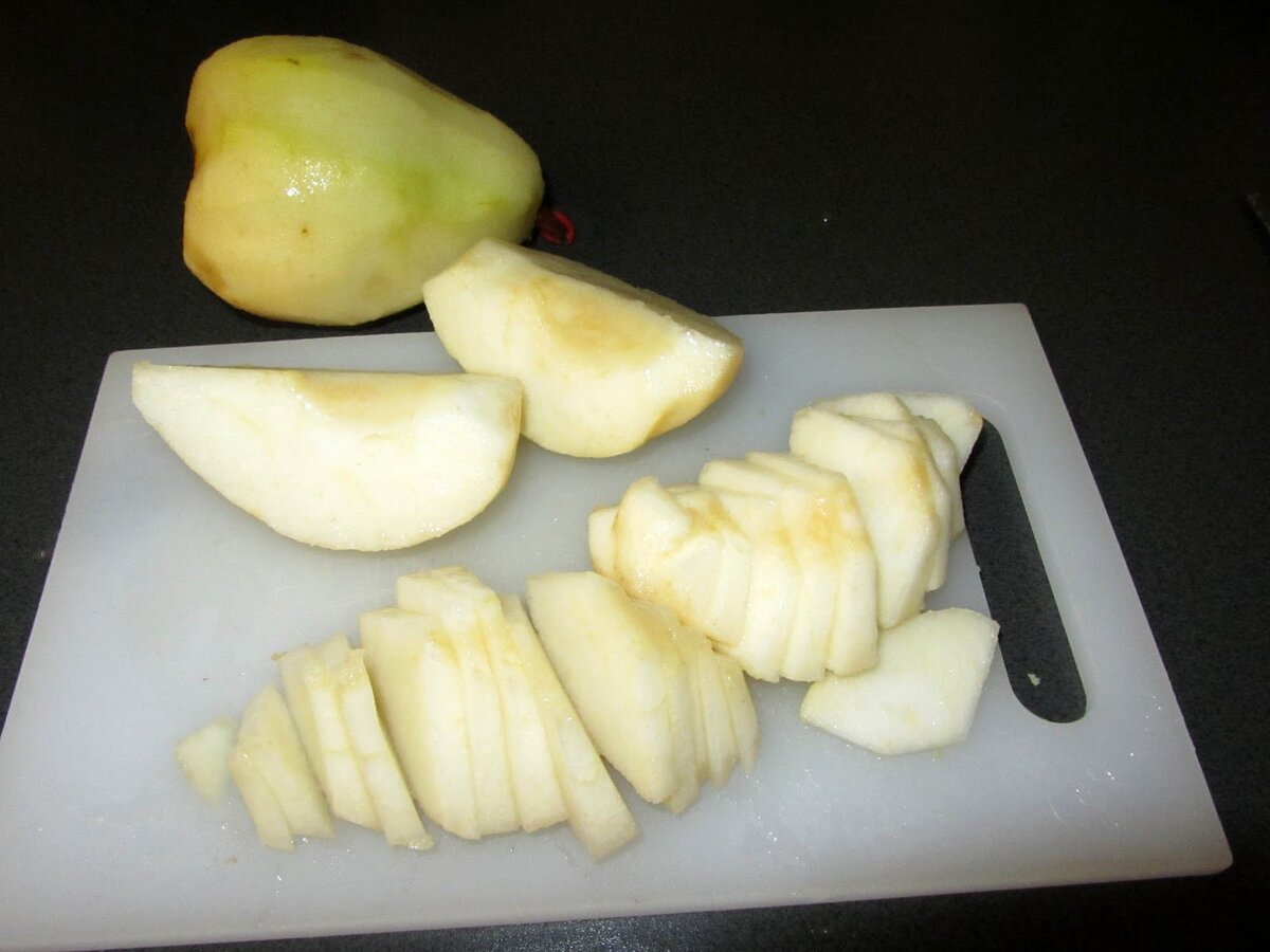 Груша очищенная и нарезанная 