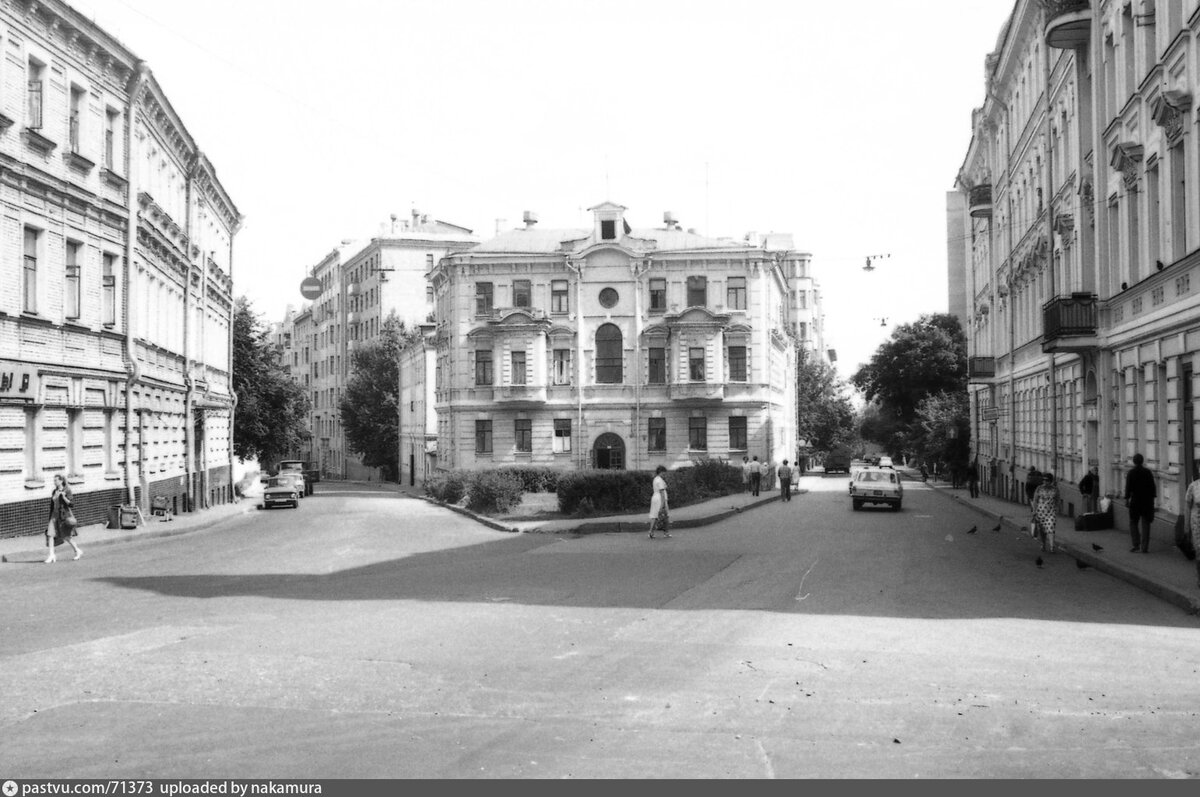 лялин переулок москва