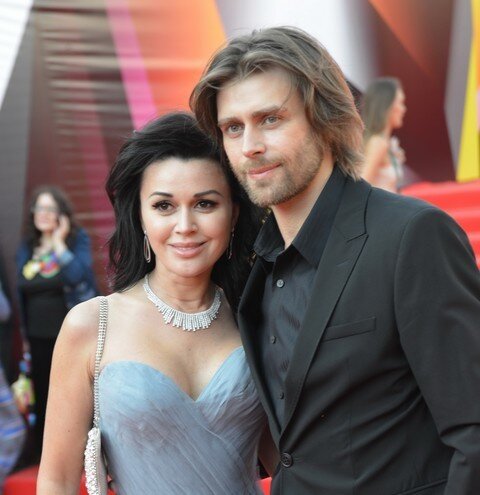 Анастасия и муж