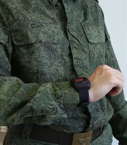 На фото из сети, тот самый гаджет часового.