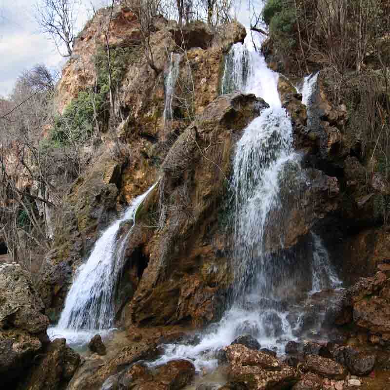 Какова высота водопада в крыму. Орталанский водопад Крым. Водопад Учан-Су Крым. Серебряные струи водопад в Крыму 2022. Водопад около Алушты.