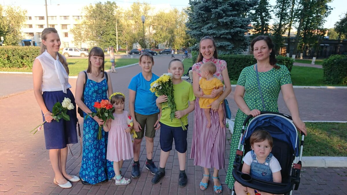 Женский круг поддержки очень помогает
