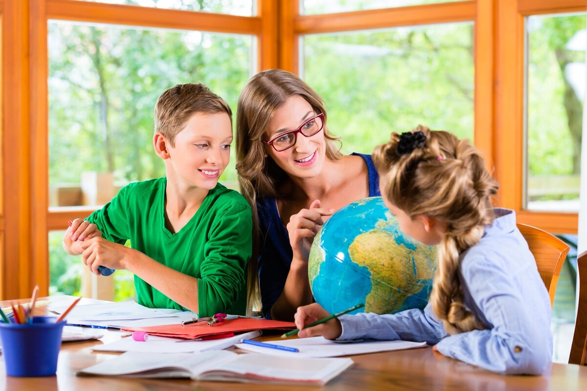 https://static.arageek.com/wp-content/uploads/2018/10/homeschool_mini-3.jpg