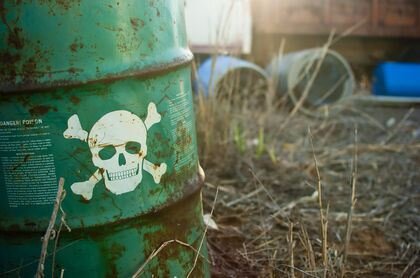 Чем быстрее мы выведем токсины , тем быстрее пропадет сама причина неприятного запаха .