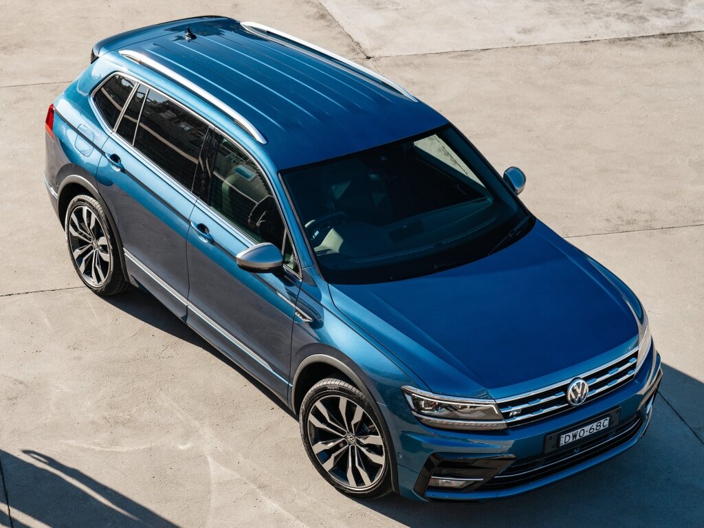 Фольксваген тигуан 2 2018. Volkswagen Tiguan 2018 r line. Volkswagen Tiguan 2 r-line. Volkswagen Tiguan Allspace r-line. VW Tiguan Allspace.