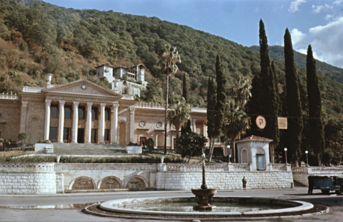 Гагра. Дом культуры. 1958—1960 года https://pastvu.com/