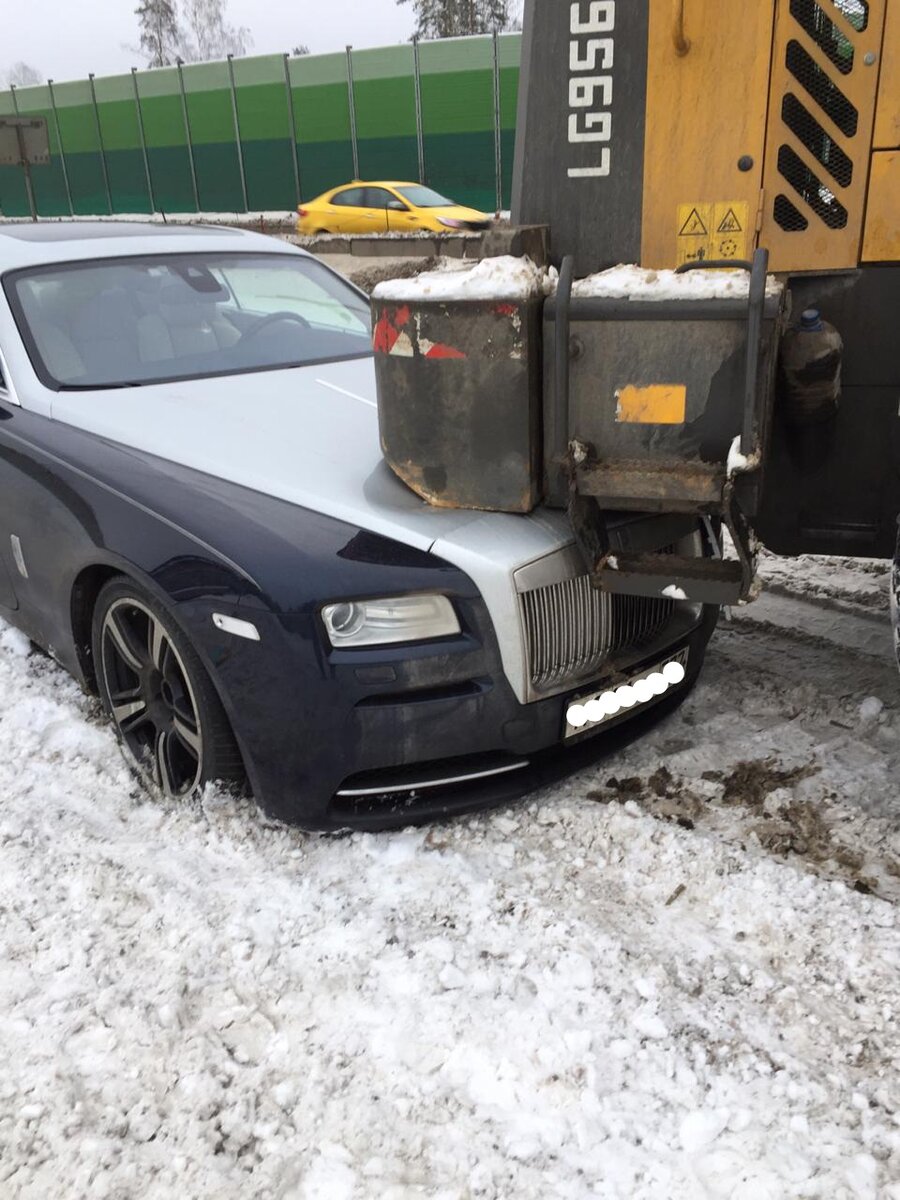 Во сколько обошлось владельцу Роллс Ройса мелкое ДТП? | Itaparts | Дзен