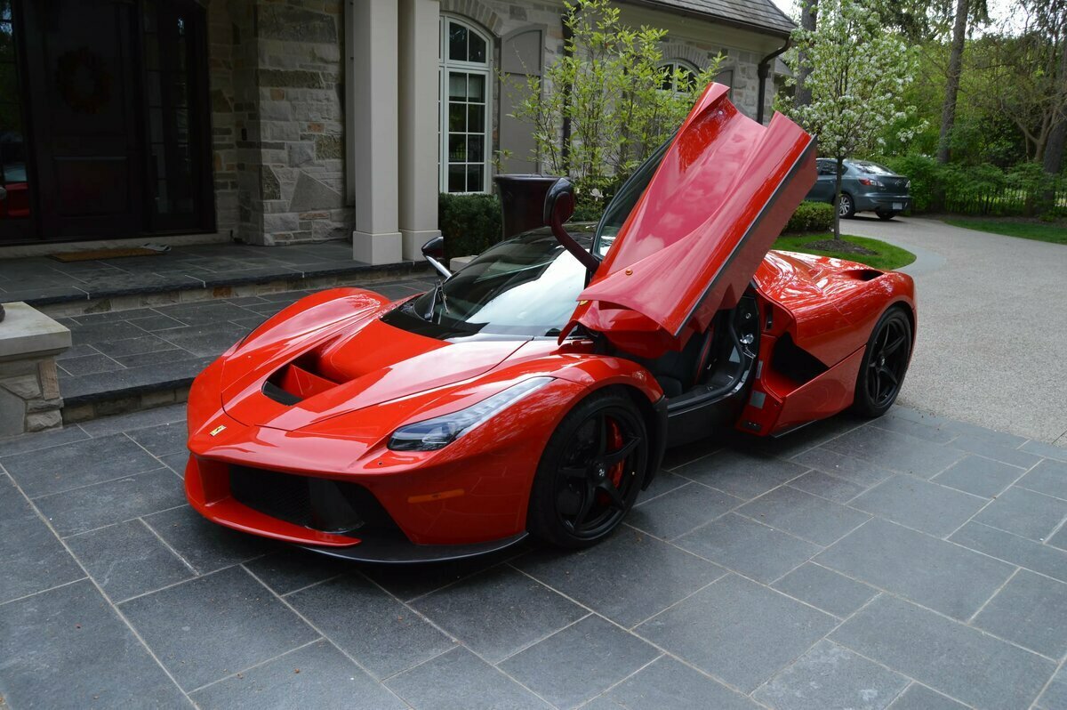 Ferrari LAFERRARI 2016 Red