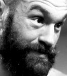 2Тайсон ФьюриСтрана: Великобритания
Возраст: 34 года
32-0-1, 23 KO«Цыганский король» подтвердил статус одного из лидеров этой весовой категории, одержав вторую кряду досрочную победу над нокаутёром Деонтеем Уайлдером. И теперь по большому счёту у него остался только один настоящий соперник – Александр Усик. На пути к званию абсолюта уничтожен обязательный претендент Диллиан Уайт. Но есть одна проблема. Фьюри утверждает, что на этом его карьера окончена.