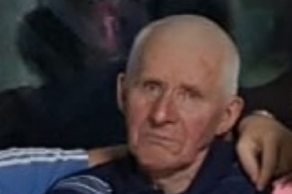    Приметы пропавшего: телосложение среднее, глаза голубые, рост 165 сантиметров, волосы седые короткие.