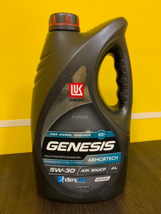 Лукойл Genesis Claritech 5W-30