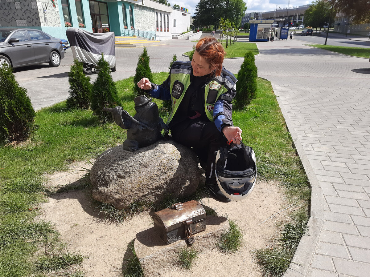 В Брест на мотоциклах через Гродно, ведь там самые вкусные драники |  MotoLady: туризм | Дзен