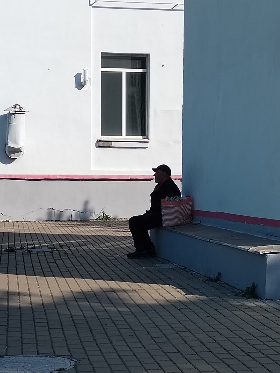 Вокзальный бомж Володя