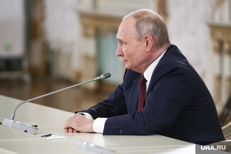    США не собираются приглашать Владимира Путина на саммит, заявил Марат Бердыев
